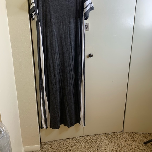 Grey Striped Leg Split Maxi Dress - Picture 2 of 2